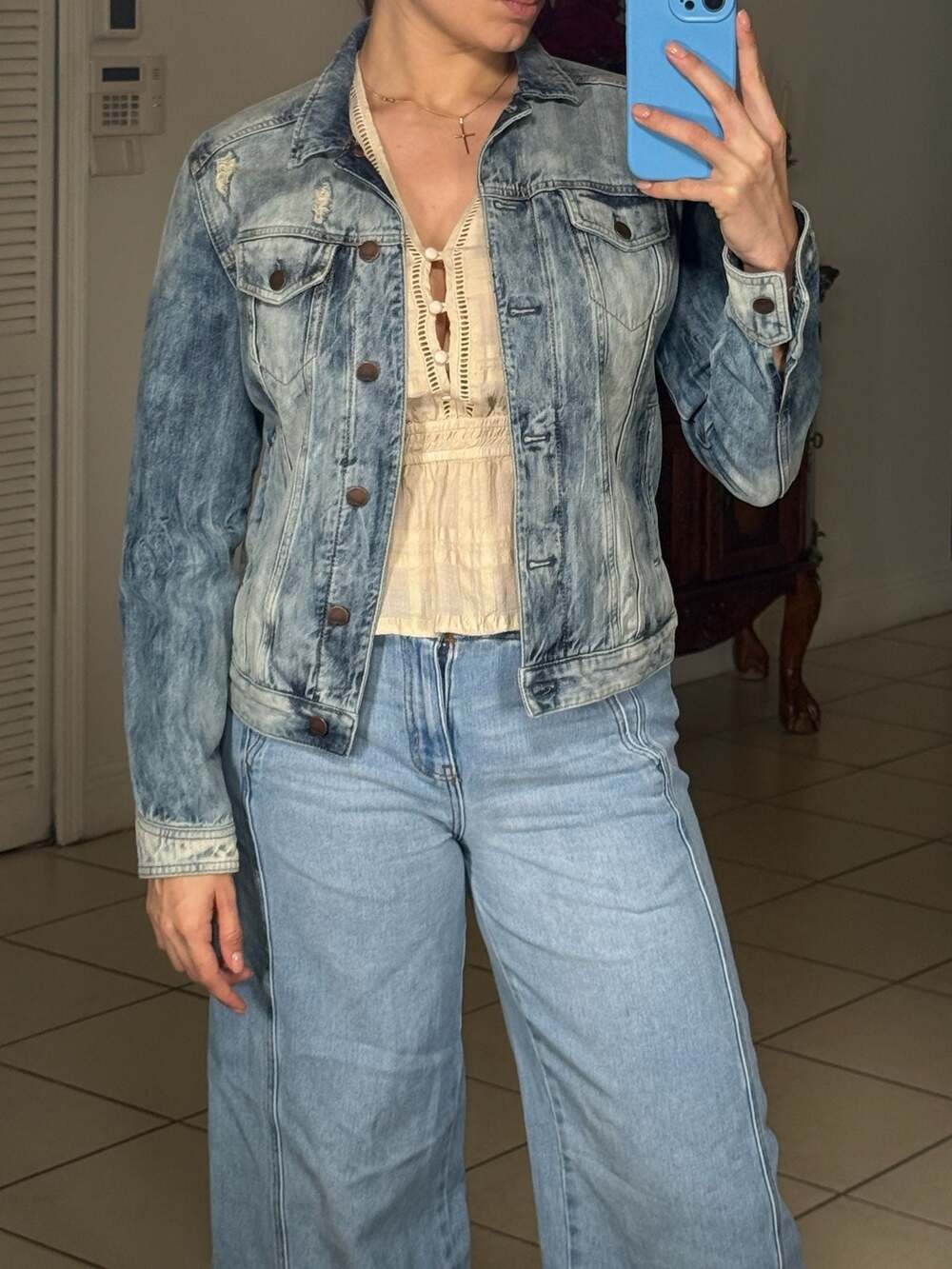 Express Jeans Acid Wash Distressed Denim Jacket Size Small